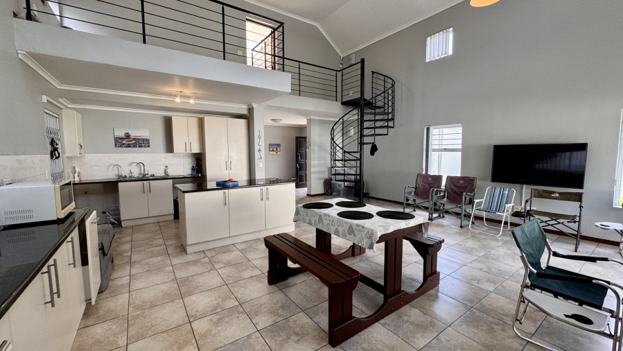 To Let 3 Bedroom Property for Rent in Kommetjie Western Cape